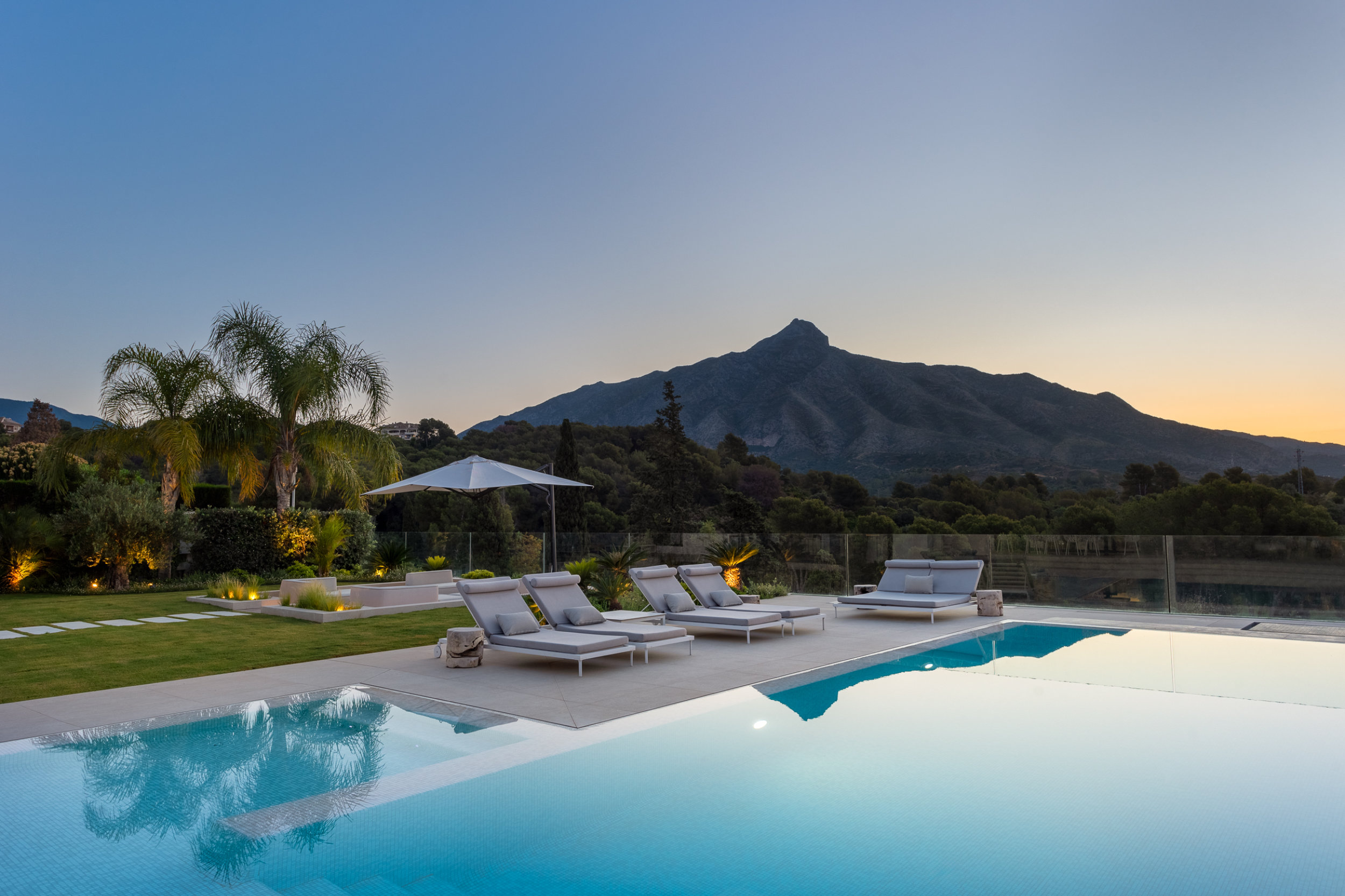 Image 3: Detached Villa For sale, Marbella, €4,950,000 [EAMo49810710]