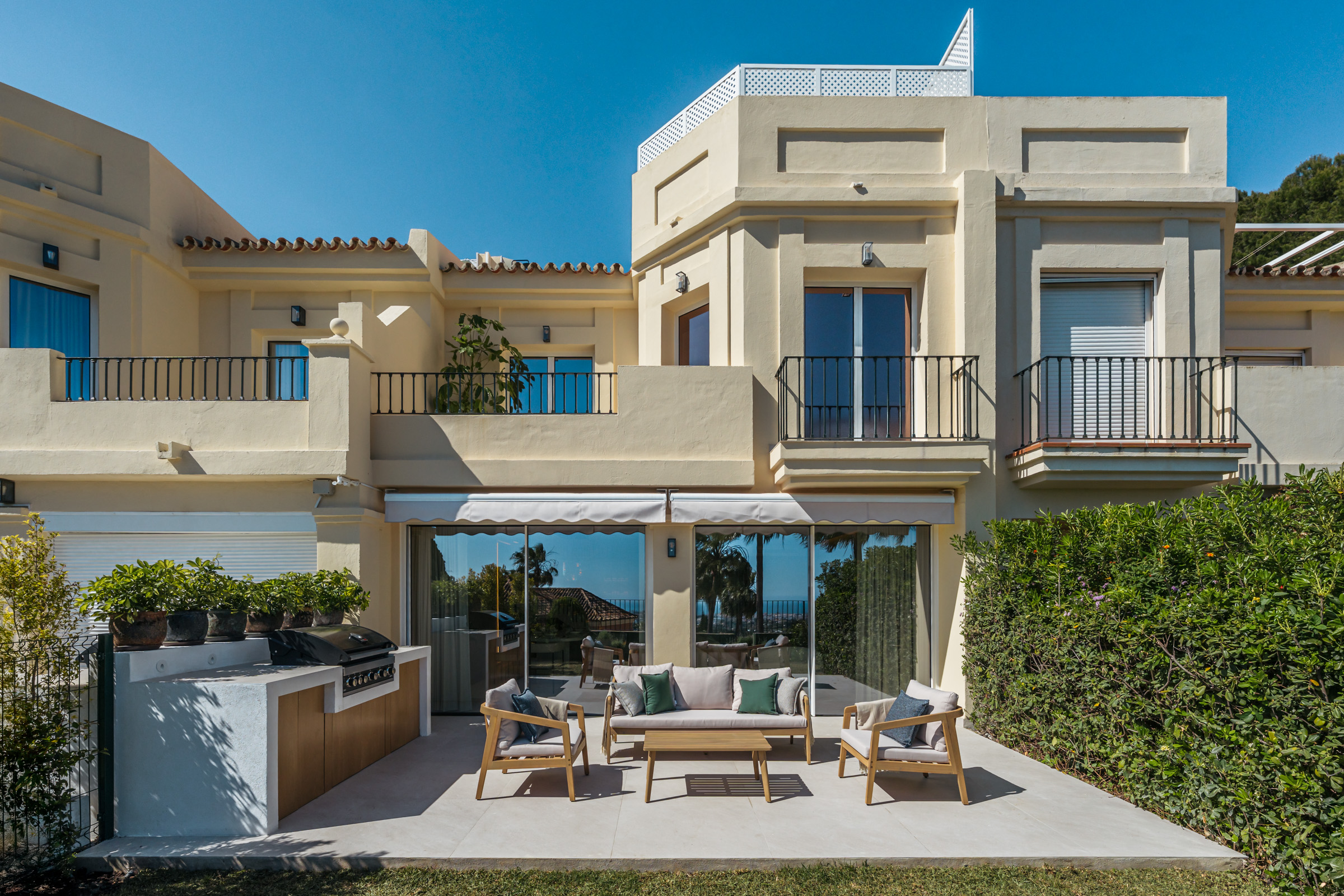 Image 1: Townhouse For sale, Marbesa, €1,750,000 [EAMo23860959]